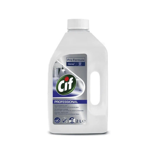 Das Bild zeigt eine weiße 2-Liter-Flasche des Reinigungsmittels Cif Professional Küchen-Entkalker von Diversey. Das Etikett enthält das CIF-Logo, die Worte „Pro Formula“ und Bilder von sauberen Oberflächen mit reflektierendem Glanz. Die Flasche hat einen Schraubverschluss und einen Griff zum einfachen Ausgießen.