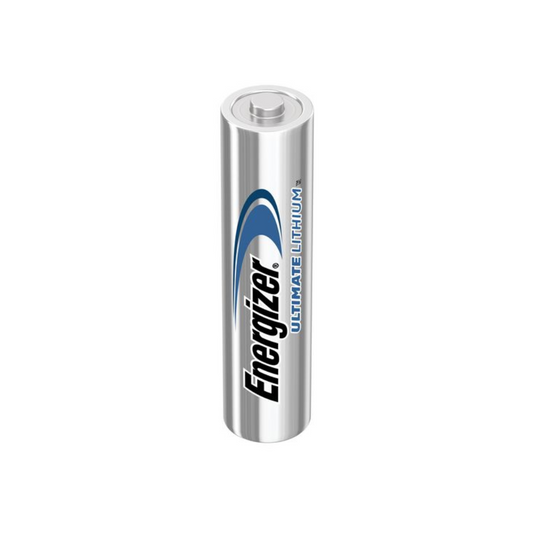 Eine einzelne Energizer Ultimate Lithium Micro, LR03 AAA-Batterien | Packung (10 Stück) steht aufrecht und präsentiert ihr elegantes metallisch-silbernes Finish. Das Markenlogo ist prominent in Schwarz und Blau an der Seite angebracht. Diese AAA-Batterie ist ideal für High-Tech-Anwendungen und sorgt für lang anhaltende Leistung und Zuverlässigkeit.